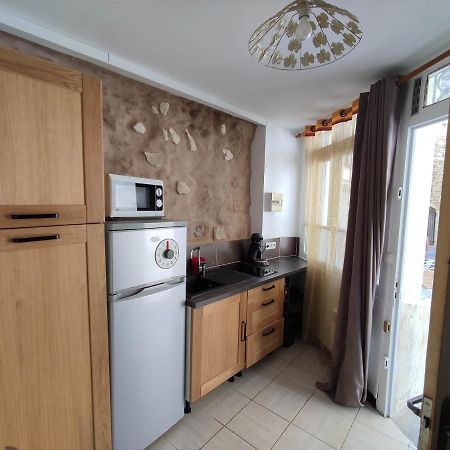 Cueva Apartment อาร์ลส์ ภายนอก รูปภาพ