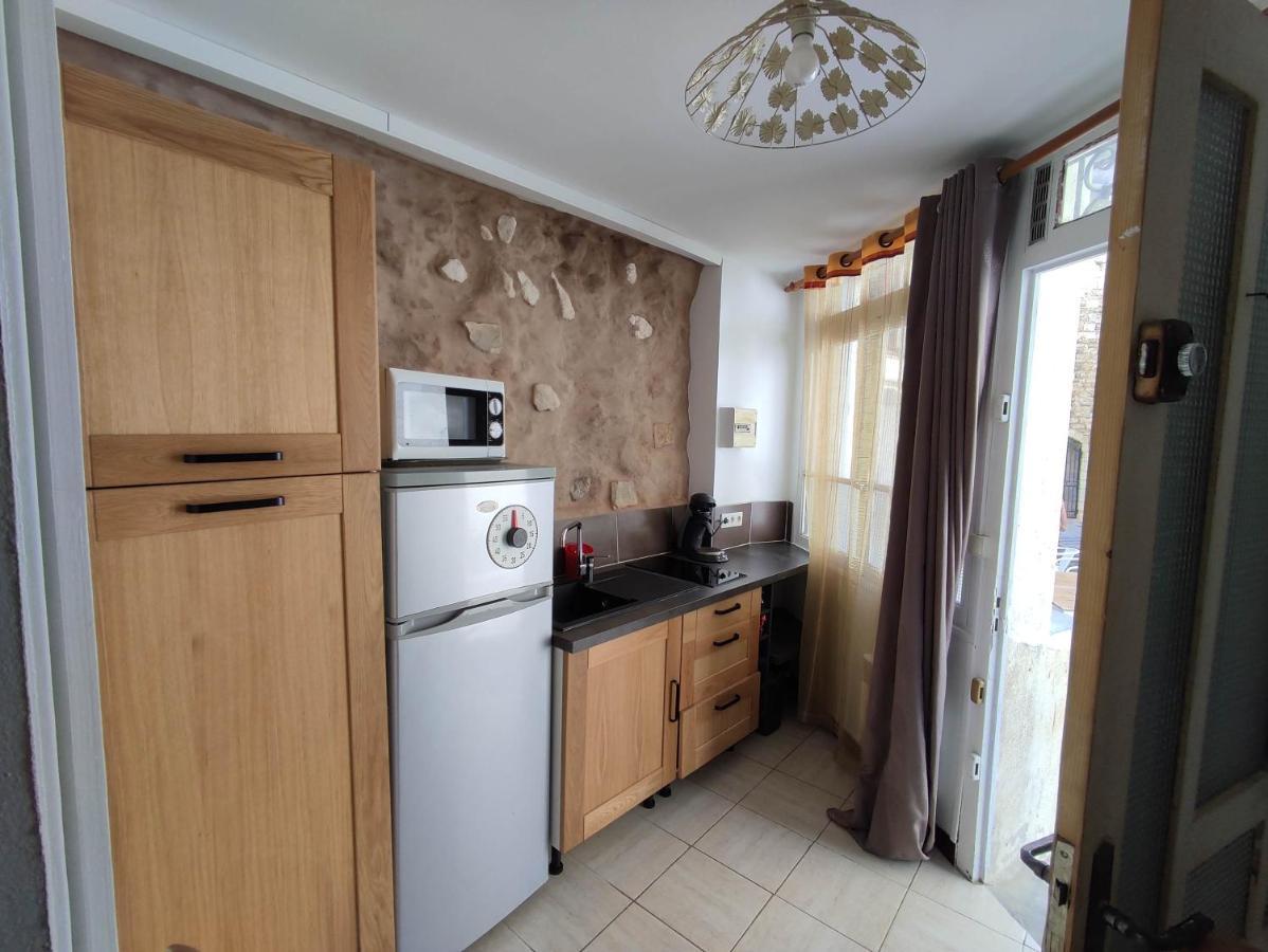 Cueva Apartment อาร์ลส์ ภายนอก รูปภาพ